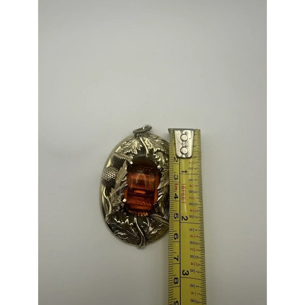 Vintage Scottish Thistle Oval Pendant Amber Glass Silver Tone Celtic Statement - Picture 4 of 4